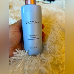 NWOT- Dr. C Tuna hydrating shampoo (7.6 fl oz) by Farmasi